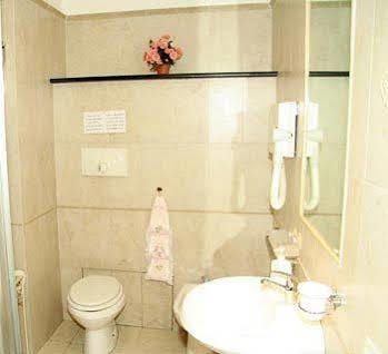 The Center Of Rome B&B Ngoại thất bức ảnh