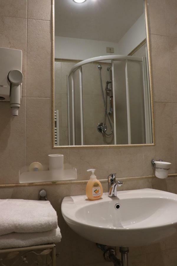 The Center Of Rome B&B Ngoại thất bức ảnh